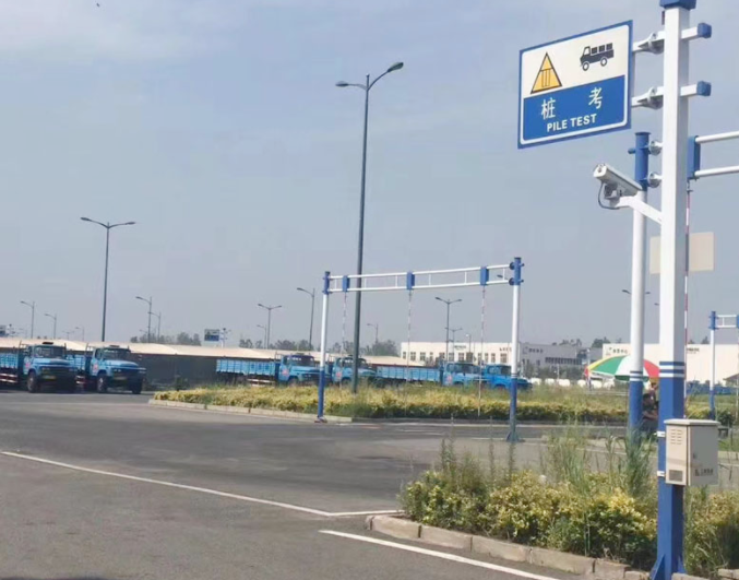 无锡学大车靠谱的驾校：关于a1科目二倒桩技巧你掌握了吗